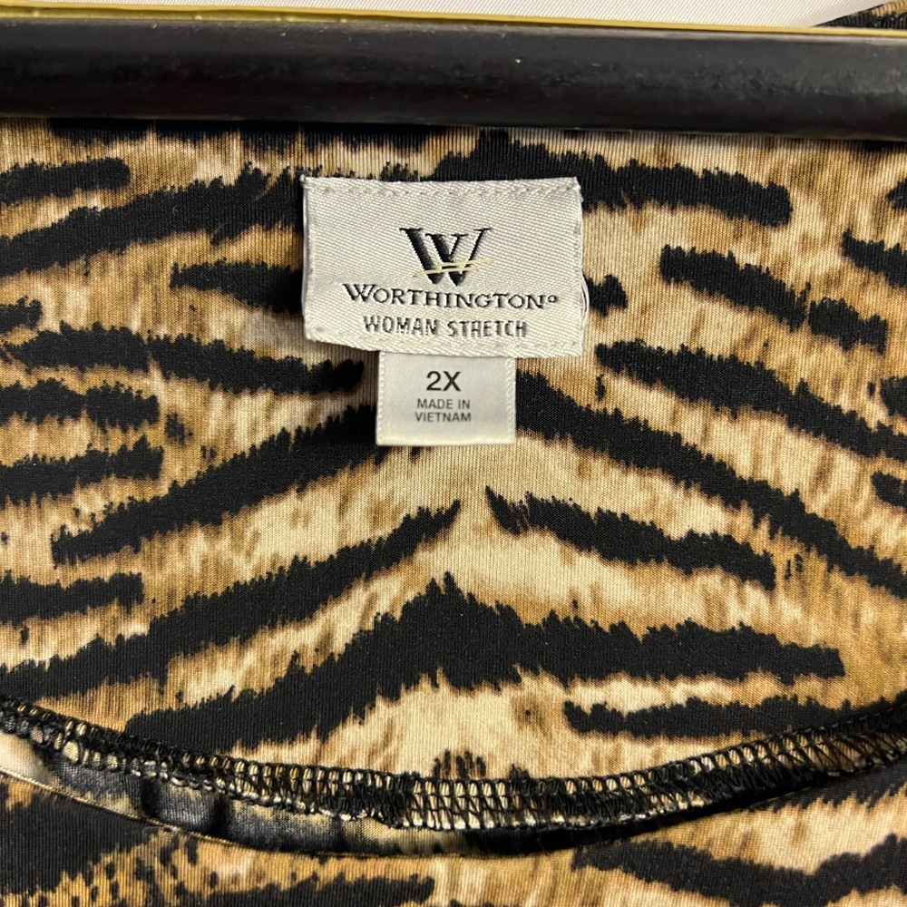 Worthington plus size Women's Zebra Print Top 2x - Picture 2 of 3